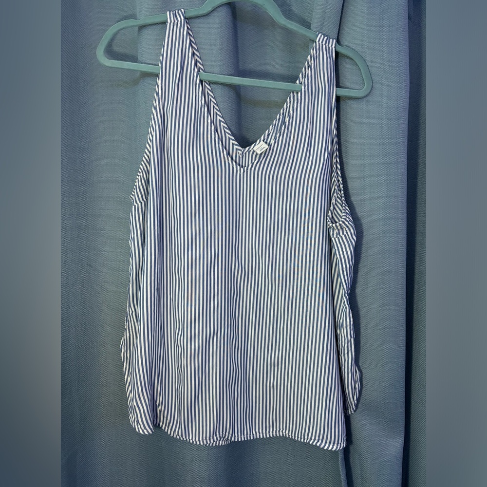 Old Navy tank